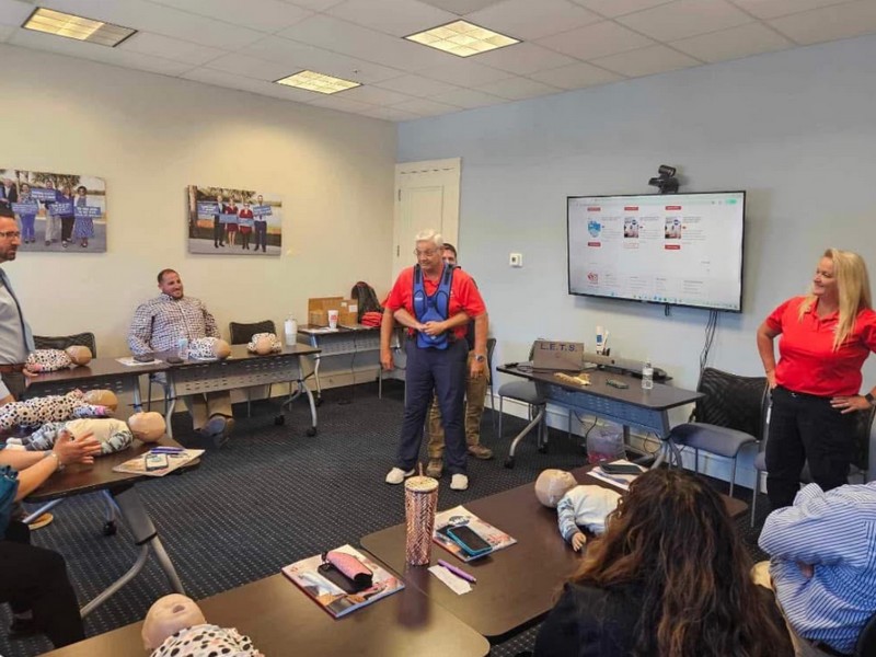 Teaching Heimlich Maneuver